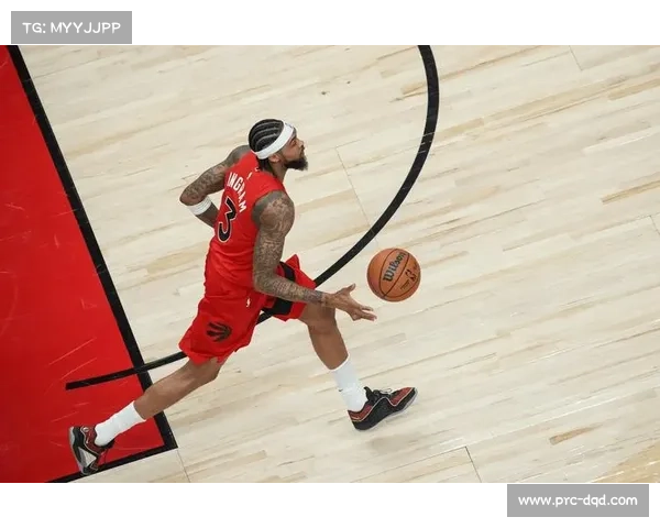 八村塁绝杀三分后与詹姆斯拥抱，赛后称信任来自训练